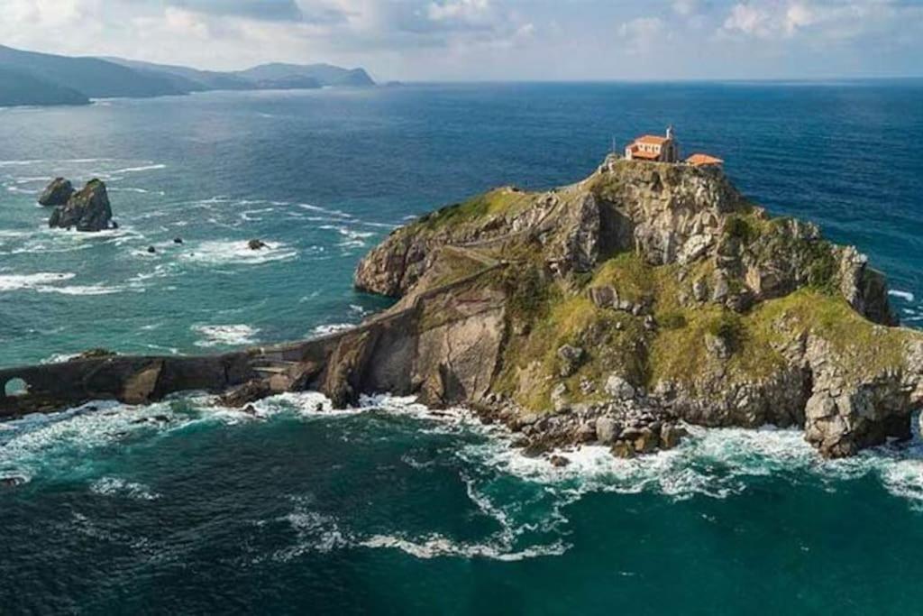 Calida Estancia Descubre La Ciudad Bilbao Kültér fotó