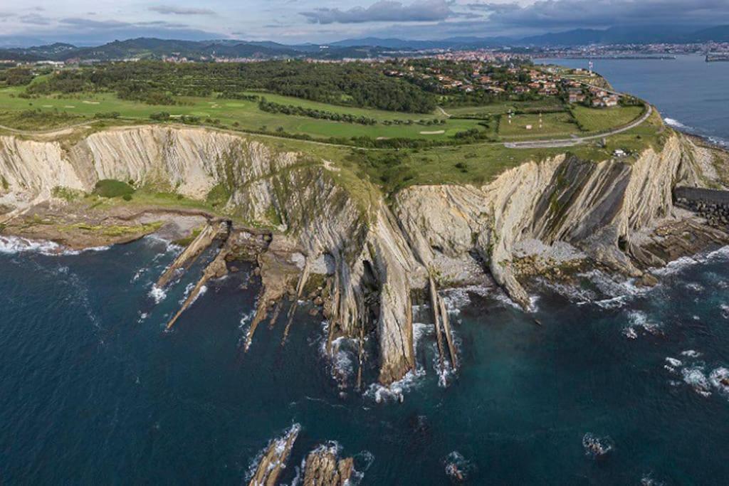 Calida Estancia Descubre La Ciudad Bilbao Kültér fotó
